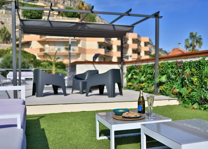 Le Vallaya & Apartament Mentona