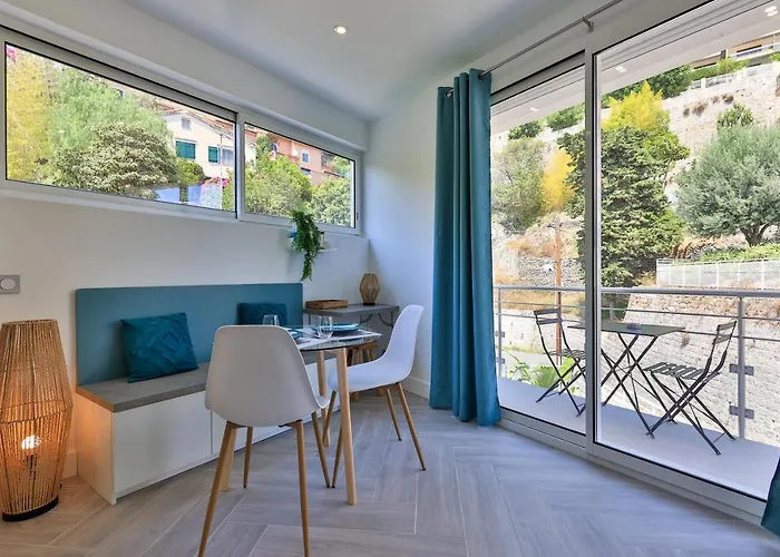 Le Vallaya & * 芒通